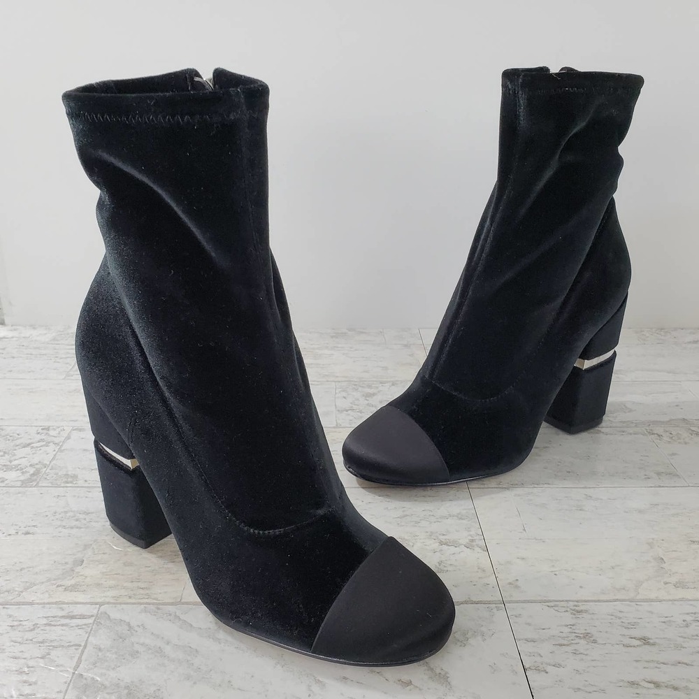 Marc Fisher LTD Prisa Sock Ankle Bootie Size 6 M Black Velvet Cap Toe Inside Zip